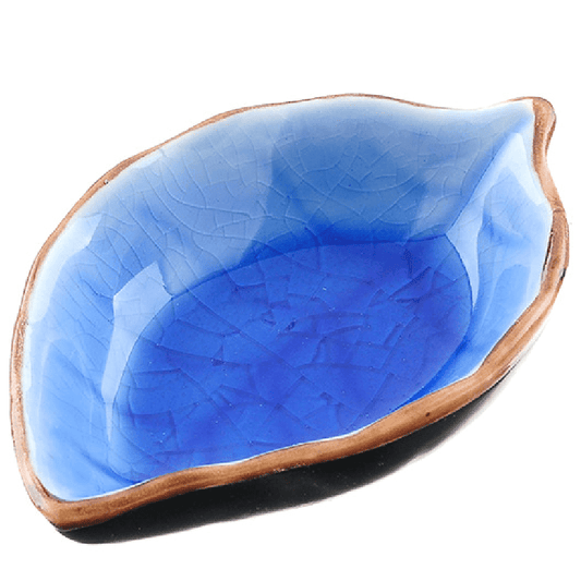 1pc Leaf Shaped Saucer; Handcraft Ceramic Small Plate; Ice Crack Glaze Seasoning Sauce Flavouring Plates; Tableware; Kitchen Supplies; 10.5*7*2.5cm / 4.13*2.76*0.98inch